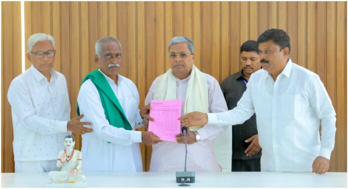 ಸಿದ್ದರಾಮಯ್ಯ (21)