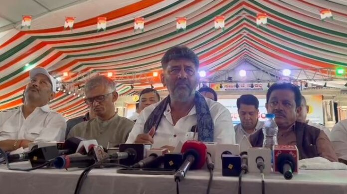 ಡಿ ಕೆ ಶಿವಕುಮಾರ್‌ - 1