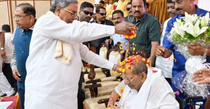 ಶಾಮನೂರು ಶಿವಶಂಕರಪ್ಪ (1)
