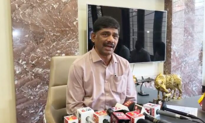 ಡಿ ಕೆ ಸುರೇಶ್