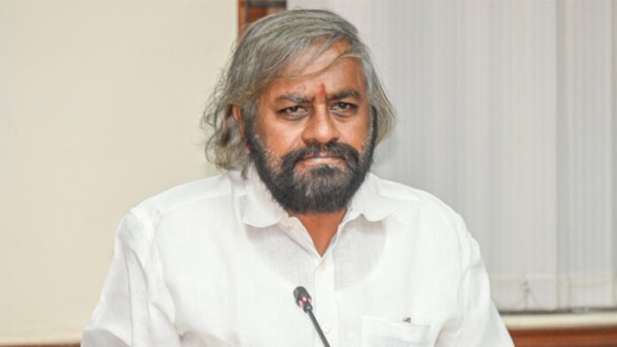 ಈಶ್ವರ ಖಂಡ್ರೆ (2)