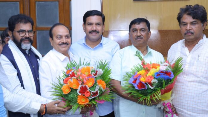 ಆರ್ ಅಶೋಕ್ (1)