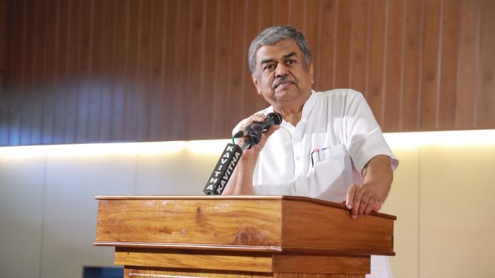 ಬಿ ಕೆ ಹರಿಪ್ರಸಾದ್ (1)