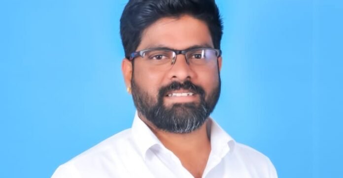 ಎಂ ಪಿ ಗಿರೀಶ್